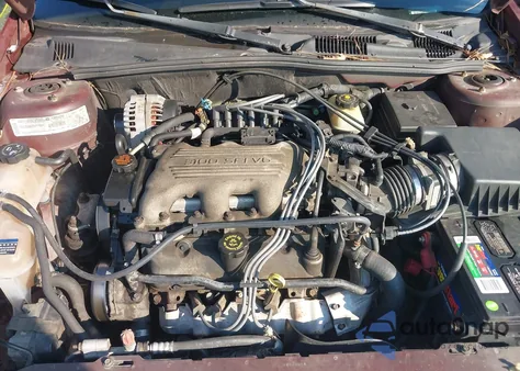 1998 Chevrolet Malibu z USA, uszkodzony, nr VIN 1G1ND52M3W6221579